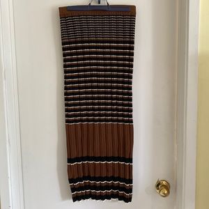 Theory knit bodycon skirt